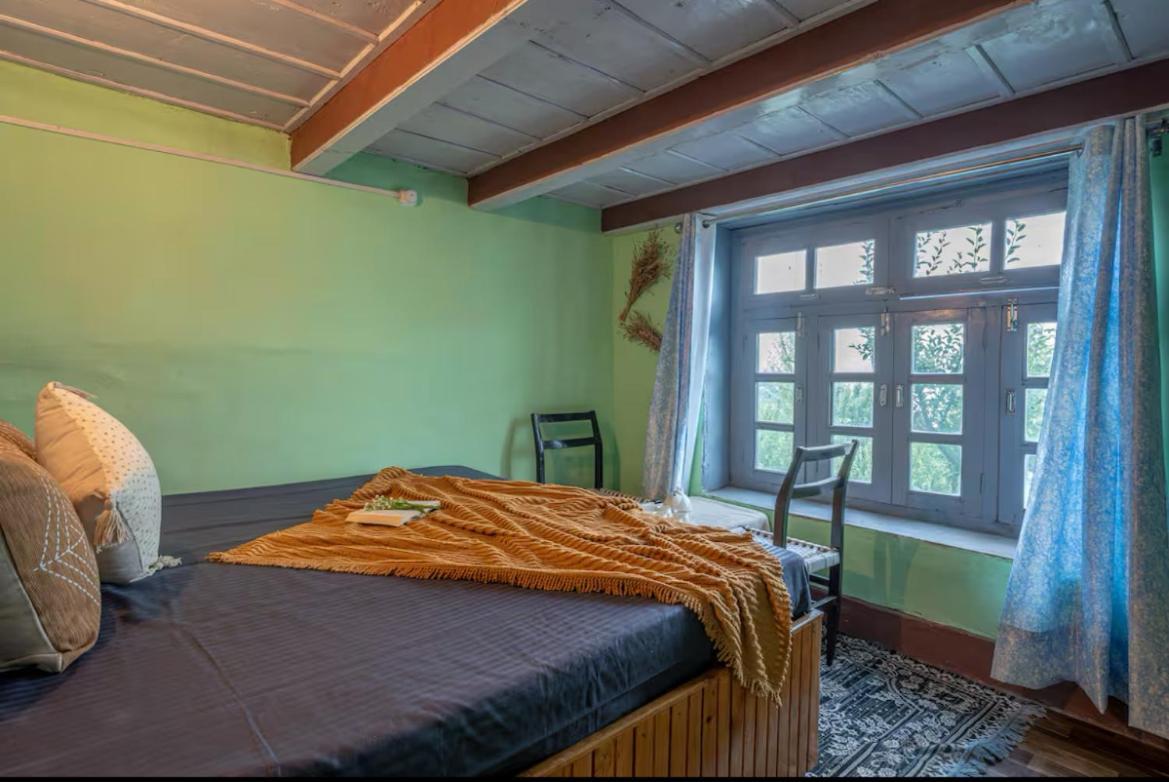 Mountain Eyrie Hotel Banjar Exterior photo